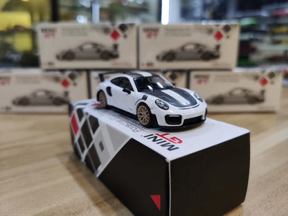 Mini GT 911 Turbo GT2 RS